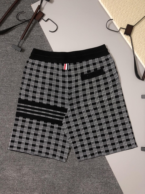 ブランドハーフパンツ着用イメージ